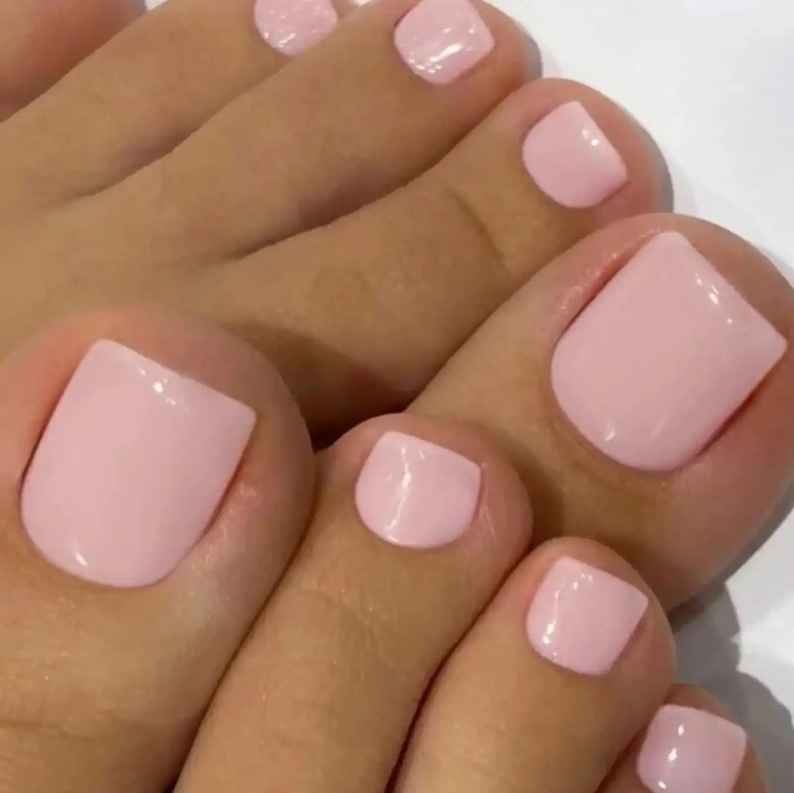 פדיקור - קוסמטי וטיפולי