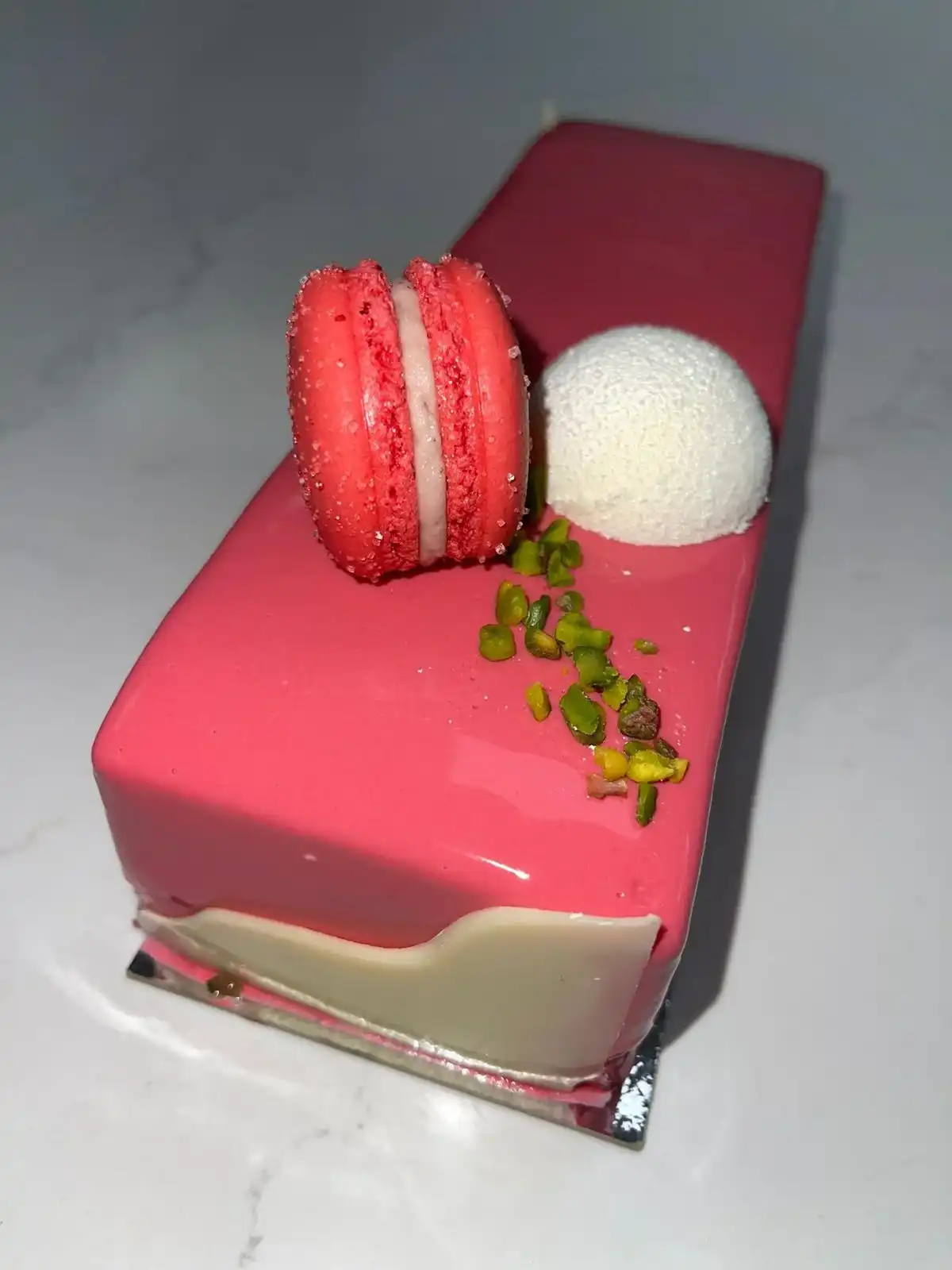 מוס פטל-וניל ומקרון