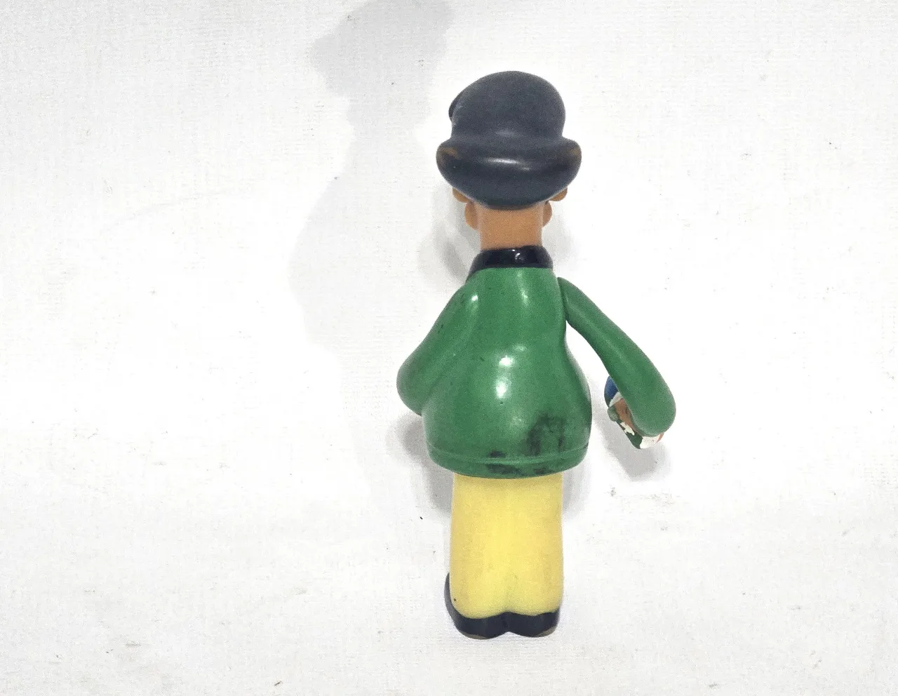 D:\רמי אישי\הגלריה שלי\בובות צעצועים ומשחקים\לאספני צעצועים SIMPSONS BURGER KING, חתום, מתוארך 2000, גובה 14 סמ