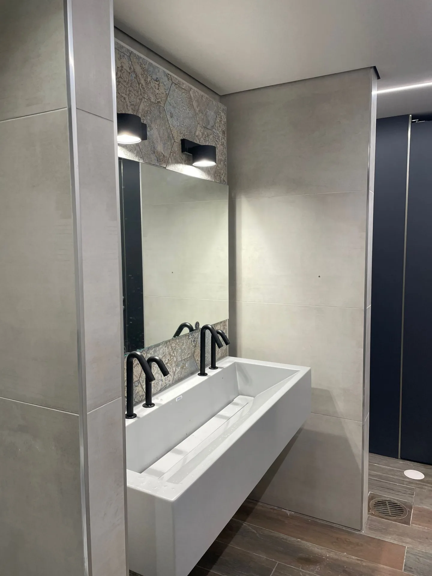 ניהול ופיקוח דמרי טאוור אשדוד