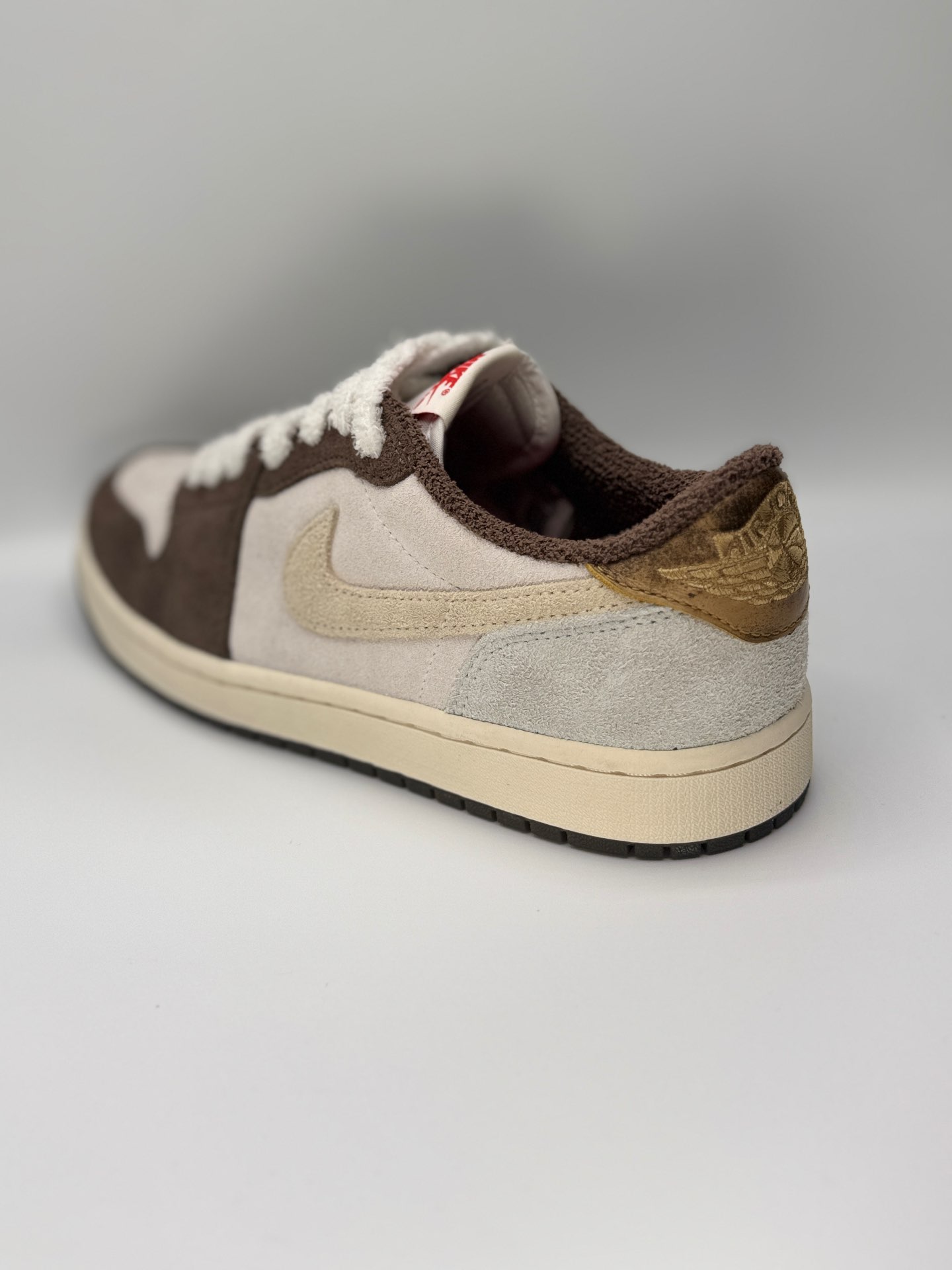 “Jordan 1 Retro Low OG “Year of the Rabbit