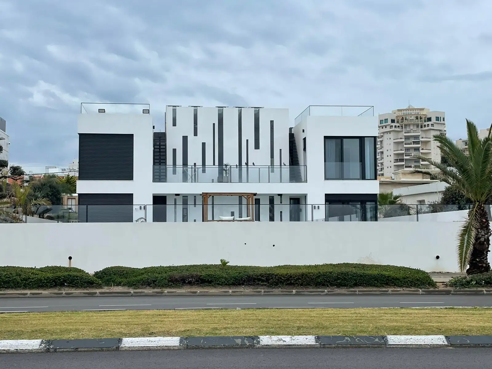 ניהול ופיקוח ישיר נכסים מניבים בע"מ אשדוד.