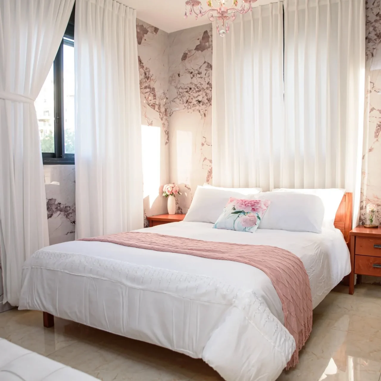 השכרת וילה 3 קומות – 7.5 חדרי שינה