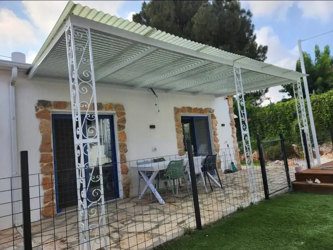 פרגולה אלומיניום + סנטף