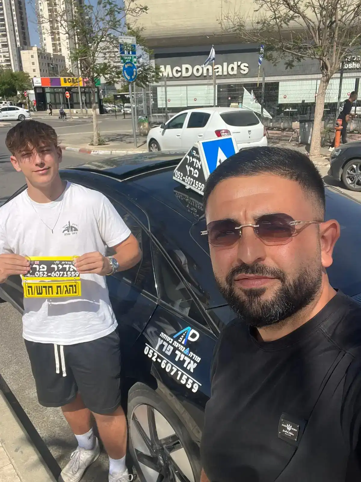 לימוד נהיגה על רכב גיר ידני באילת