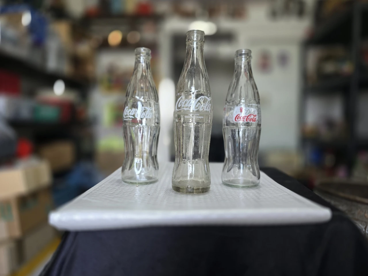 תאור הפריט: COCA COLA  לוט 3 בקבוקים זכוכית קוקה קולה שונים