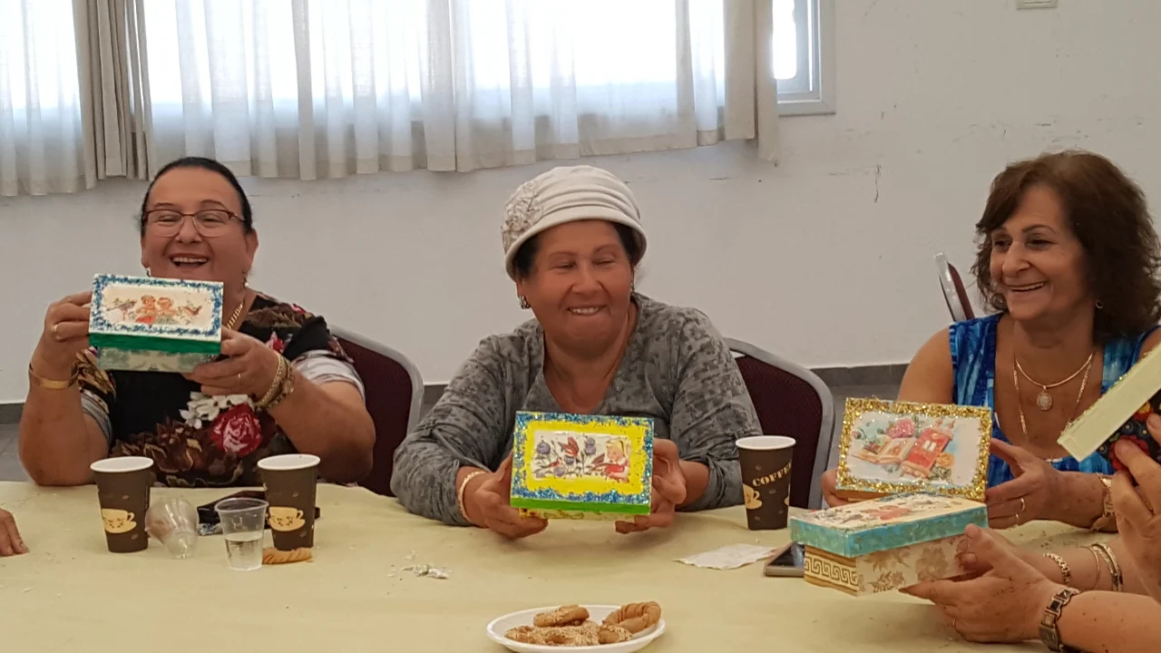 סדנאות לגיל השלישי