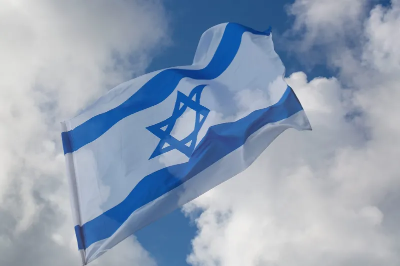 הרצאה: "עוקץ פיננסי" – מאחורי הקלעים, לפני שנופלים
- "עוקץ פיננסי"