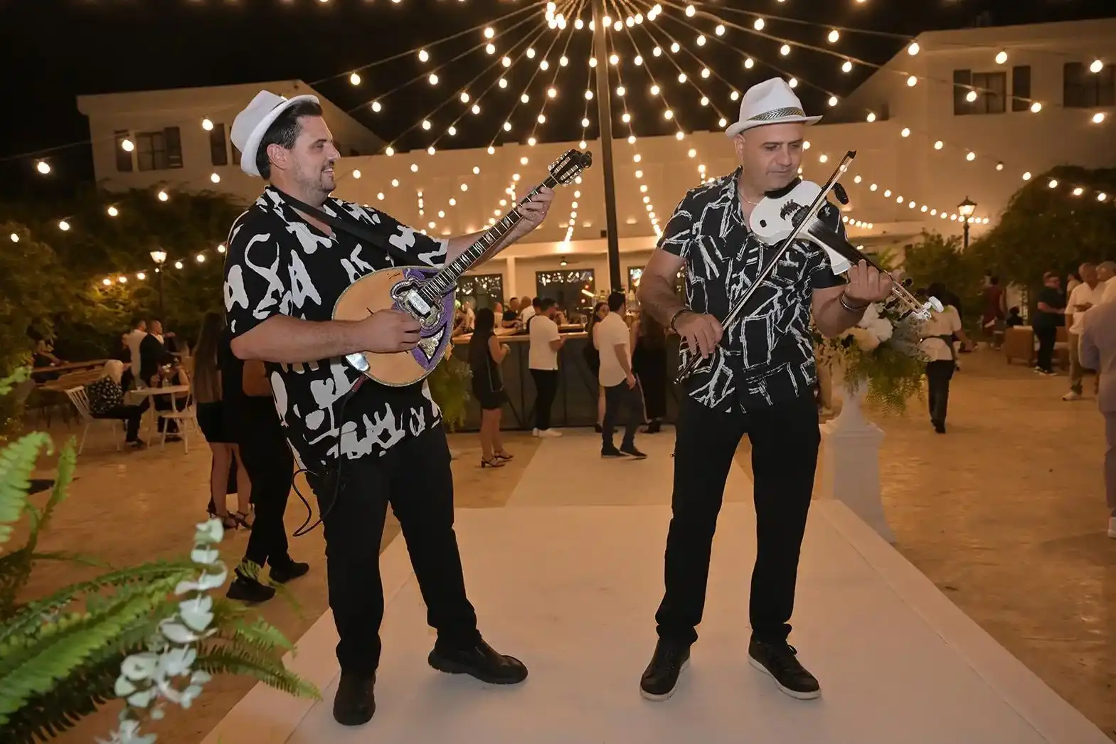 להקה יוונית לאירועים