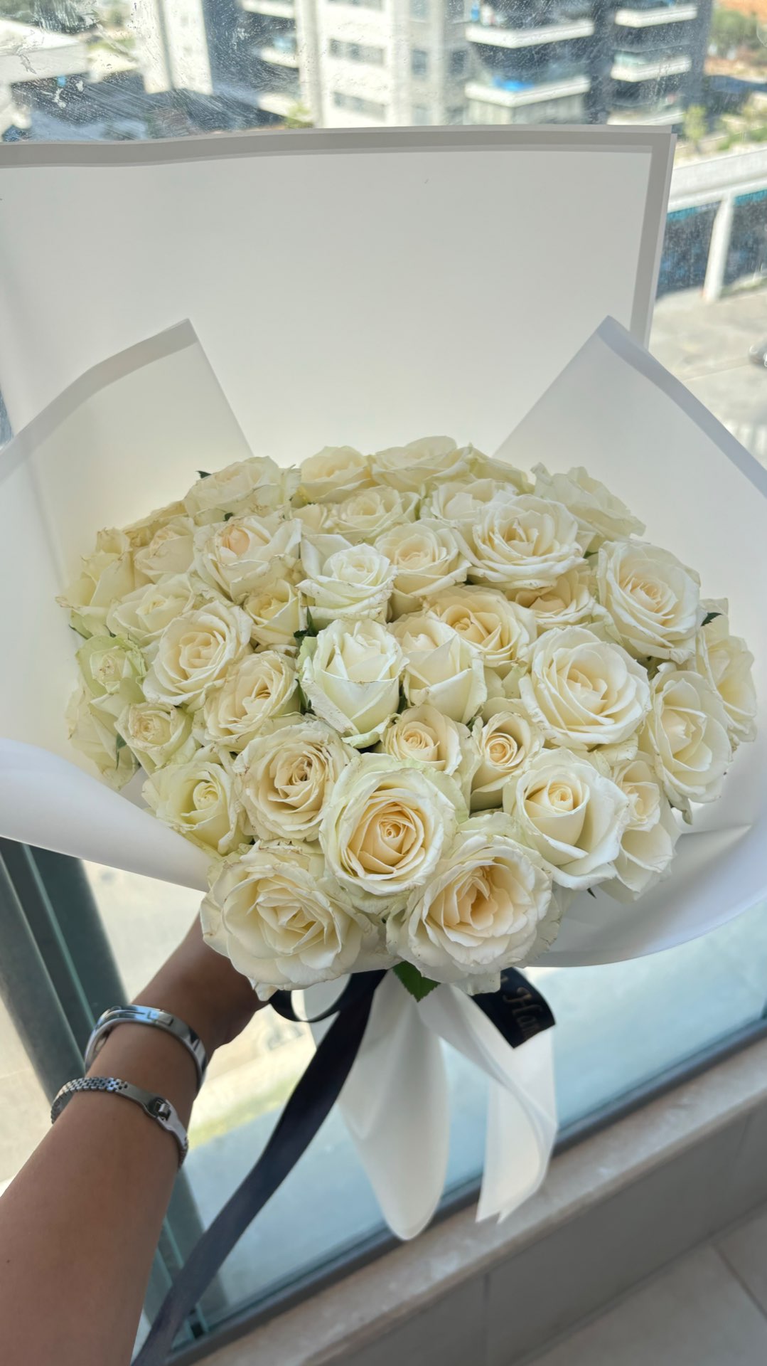 זר ורדים לכלה - לחדר התארגנות