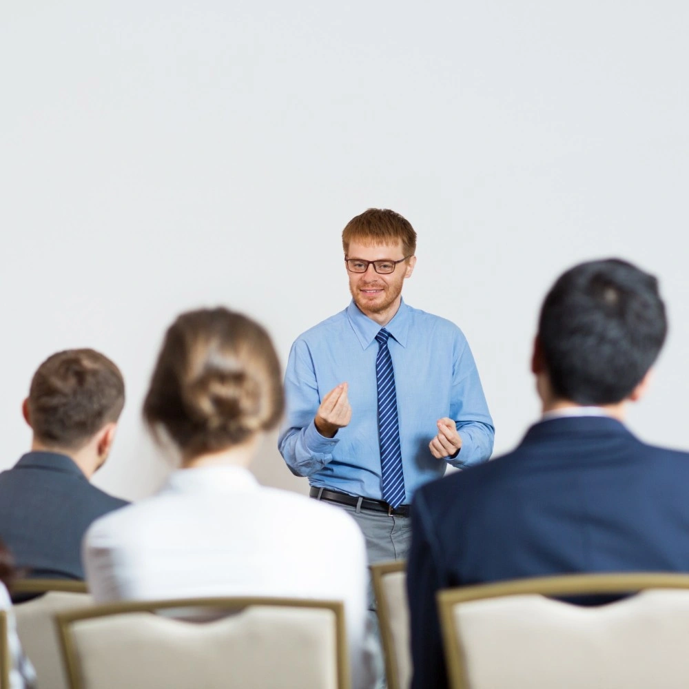 איך לבחור הרצאת העשרה שתתאים בדיוק לקהל שלך