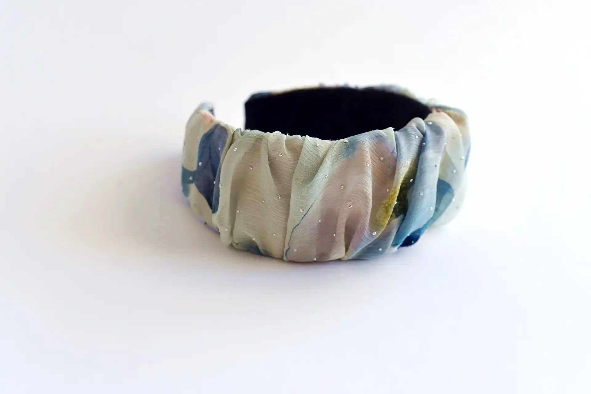 השכרת קשתות שיער לאירועים | OT By Odelya