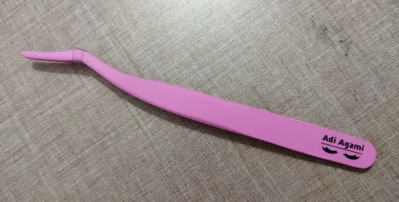 מהדק ריסים מקצועי