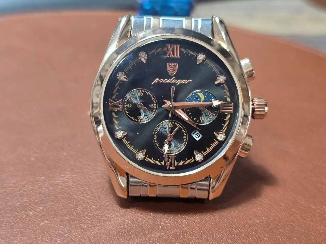 שון יד לגבר שעון אופנתי שמשדר יוקרה השעון חדש לגמריי במצב עבודה סוללה חדשה