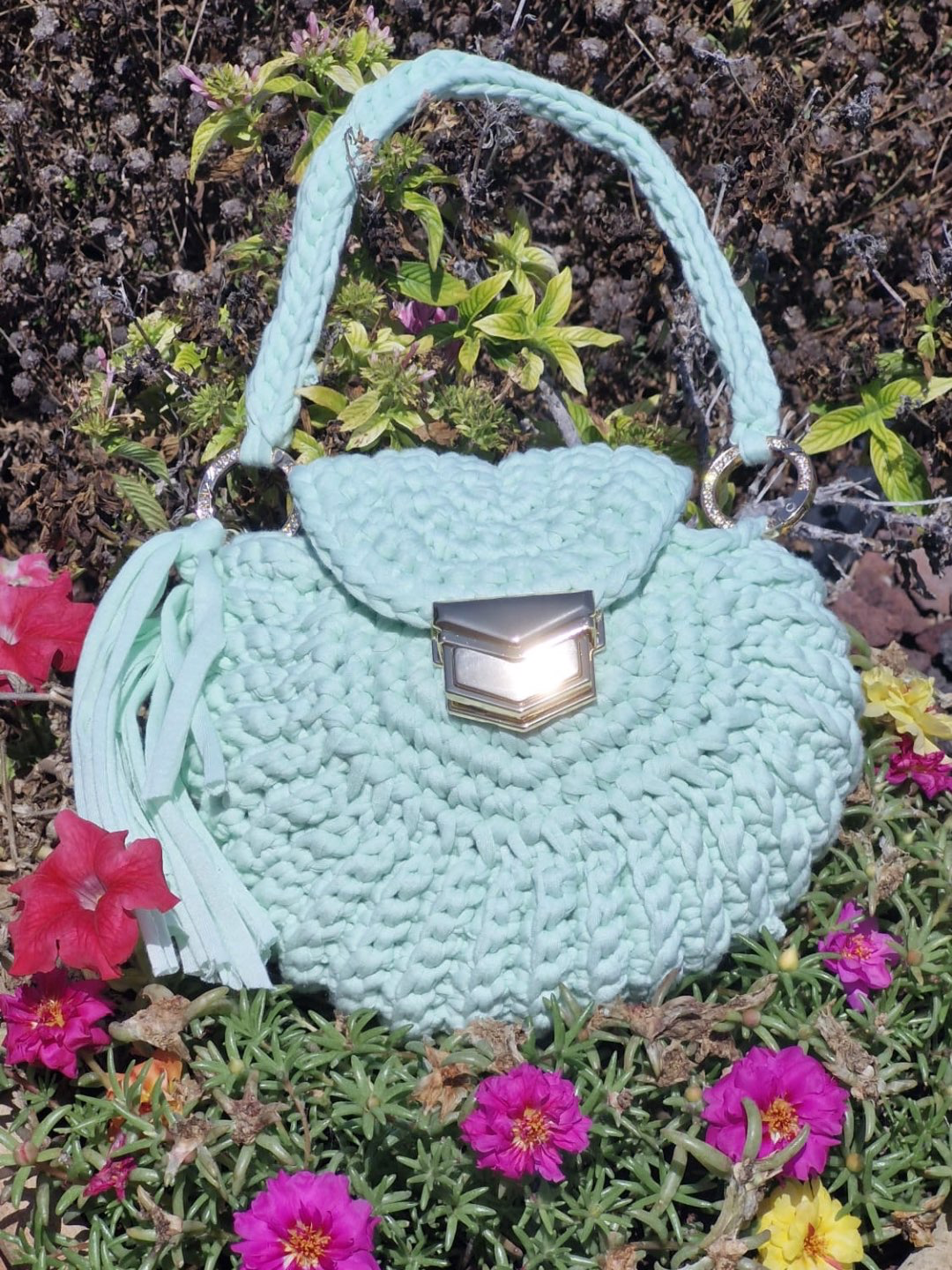 תיק צד צדפה בעבודת יד