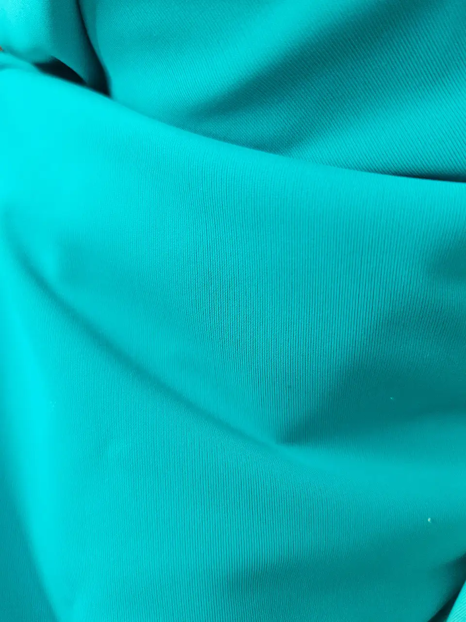 לייקרה בגד ים