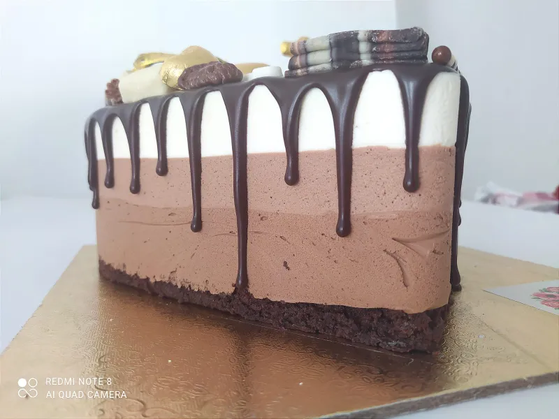 עוגת מוס טריקולד חלבית מעוצבת!!😍
