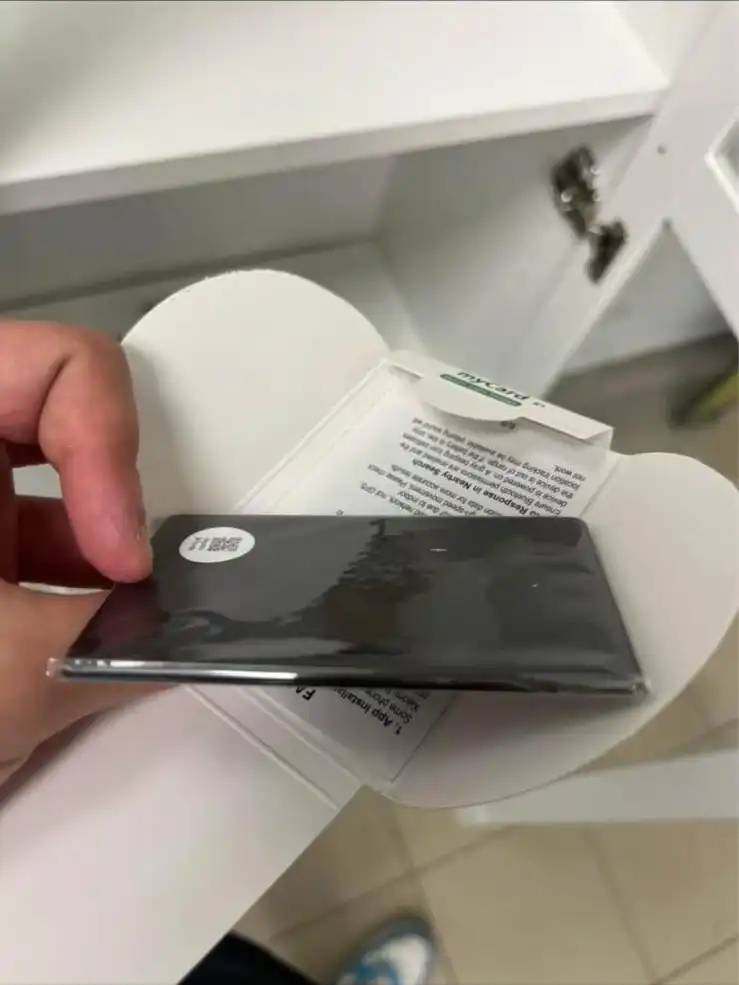 מכשיר מעקב זעיר מותאם אישית