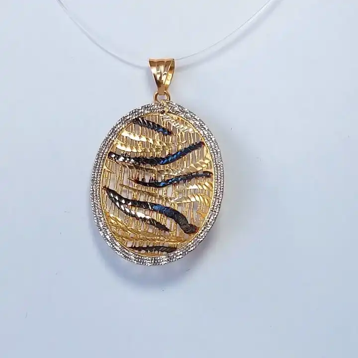 תליון זהב 14K  ענק מודרני בעיצוב תחרה תוצרת איטליה