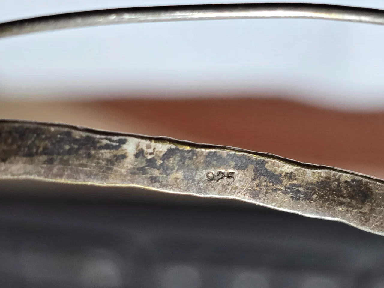 צמיד כסף 925 חתום במרכז אבן טבעית אגת גדולה מידות 4*3  ס'מ