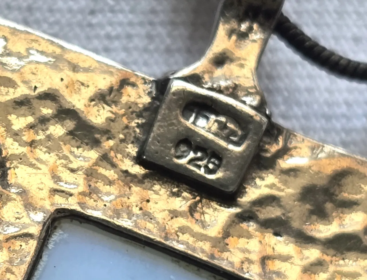 ענק כסף ואבניי אופל מרהיב ובעל נוכחות כסף סטרלינג 925 חתום