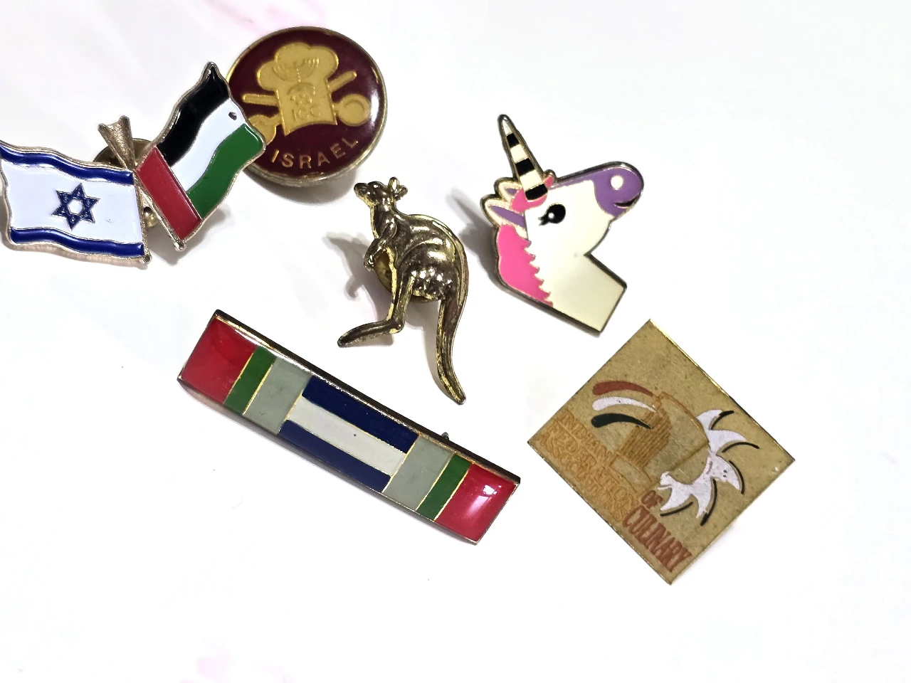 לוט של 6 סיכות שנים מוקדמות כולם במצב טוב מאד
