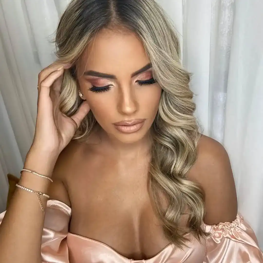 למה איפור ערב שונה מאיפור יומיומי – ומה חשוב לדעת