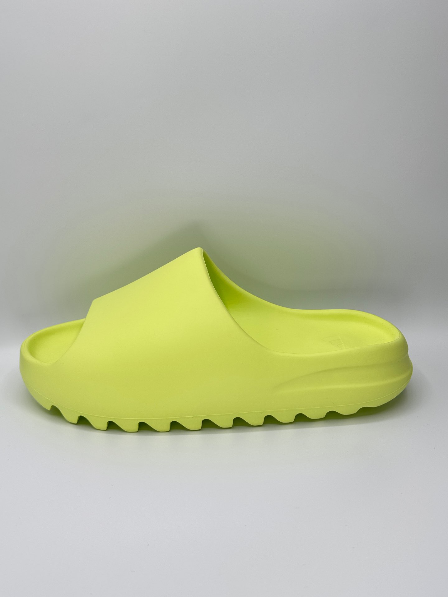 “Adidas Yeezy Slide  “Glow Green