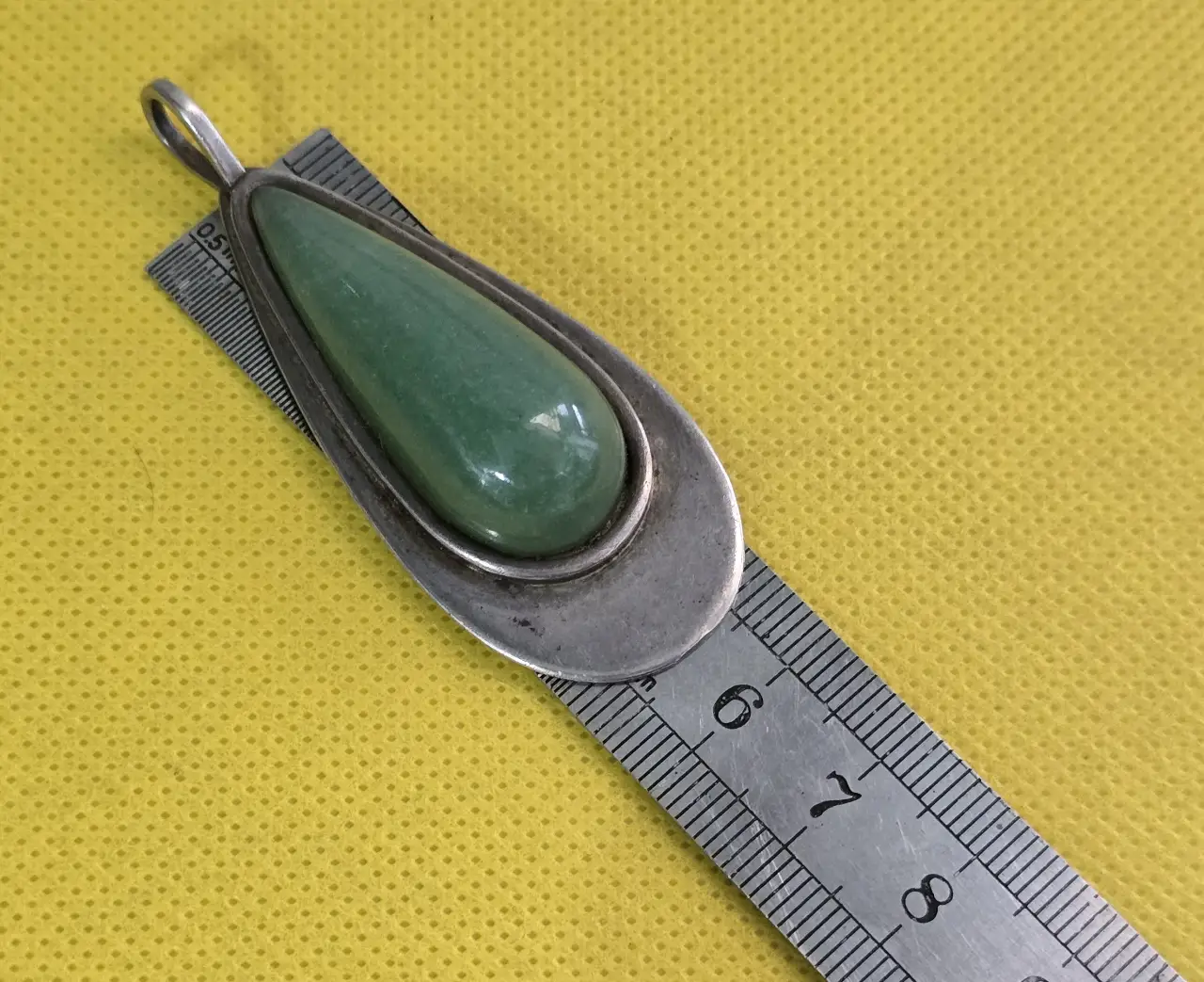 תליון וינטג', כסף נבדק, ואבן טבעית, 20 גרם, אבן מאלכית