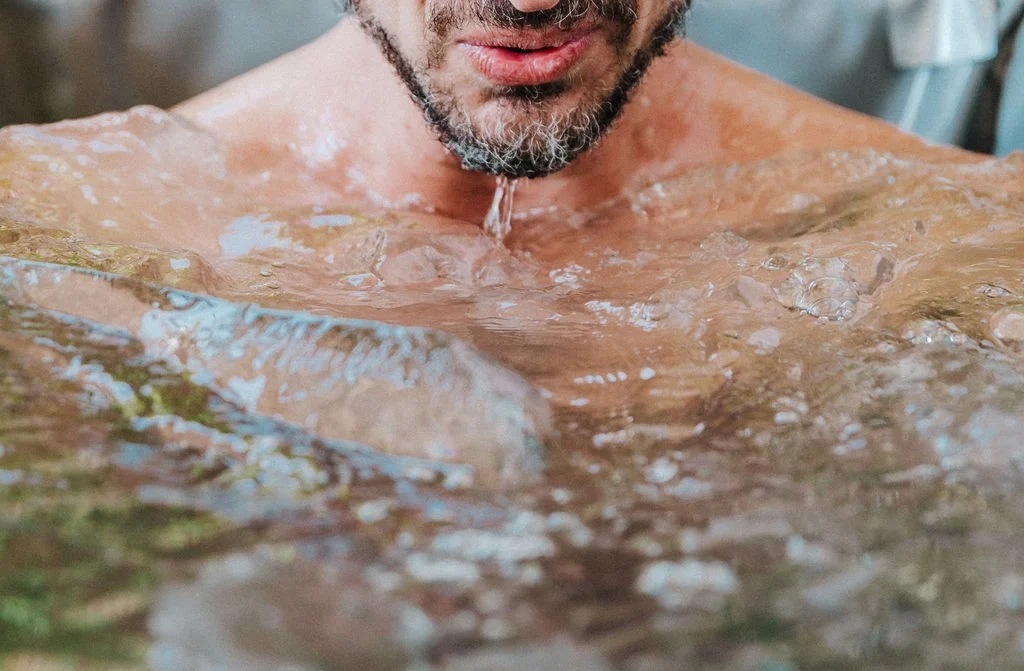 מה קורה לנו בגוף כשאנחנו נכנסים לקרח – מבט מדעי