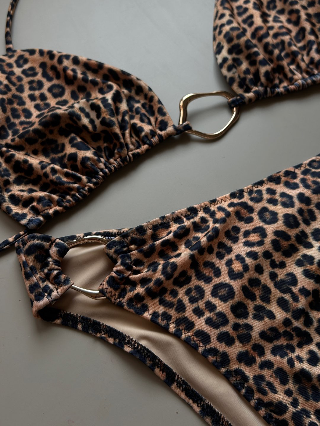 דגם ספיר מנוקד ומנומר