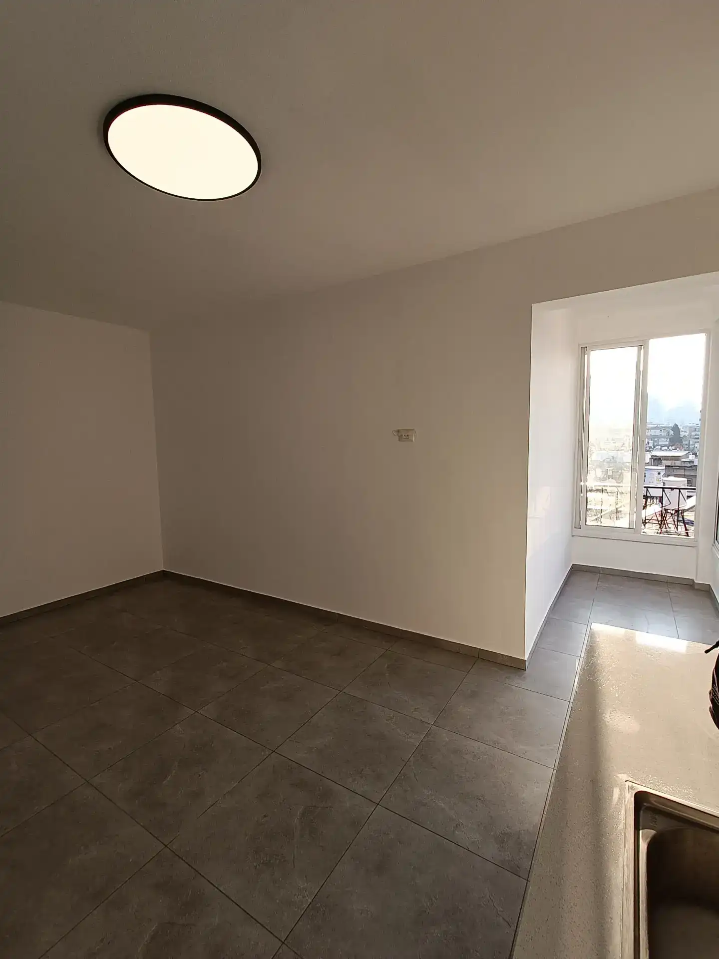 שיפוץ דירה דנה