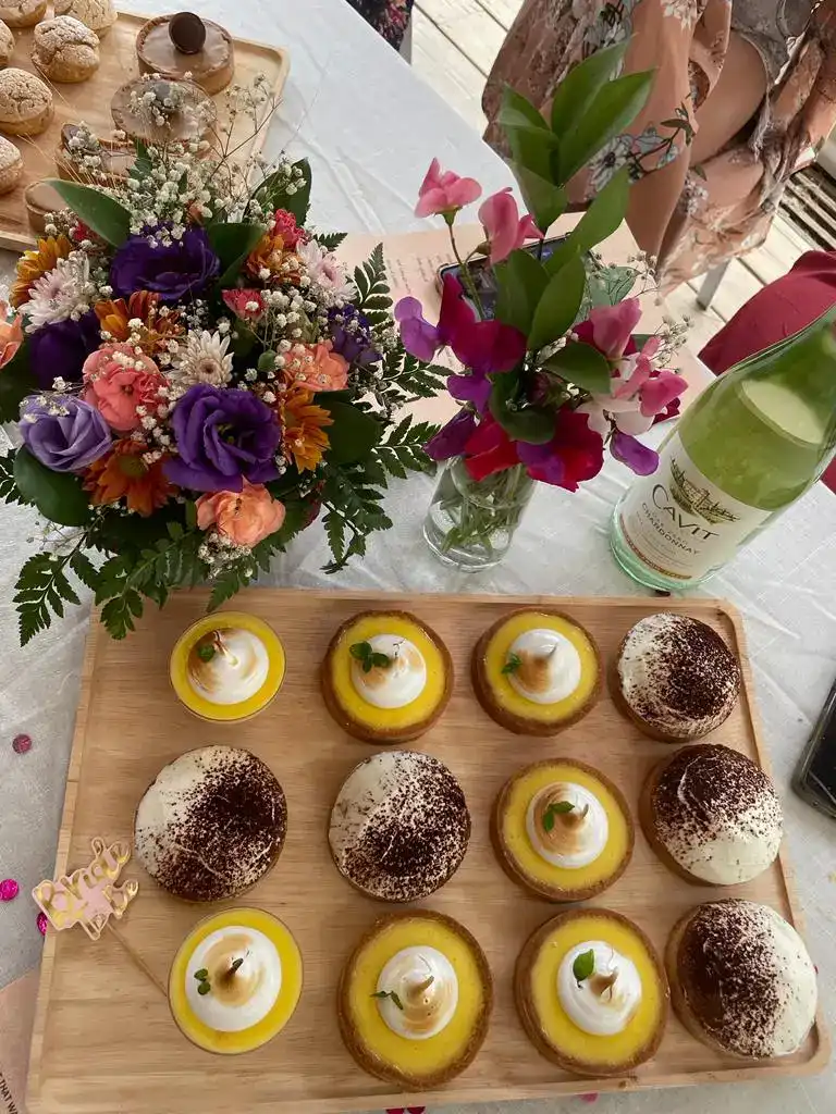 מה חשוב לדעת לפני שמזמינים קייטרינג חלבי לאירוע