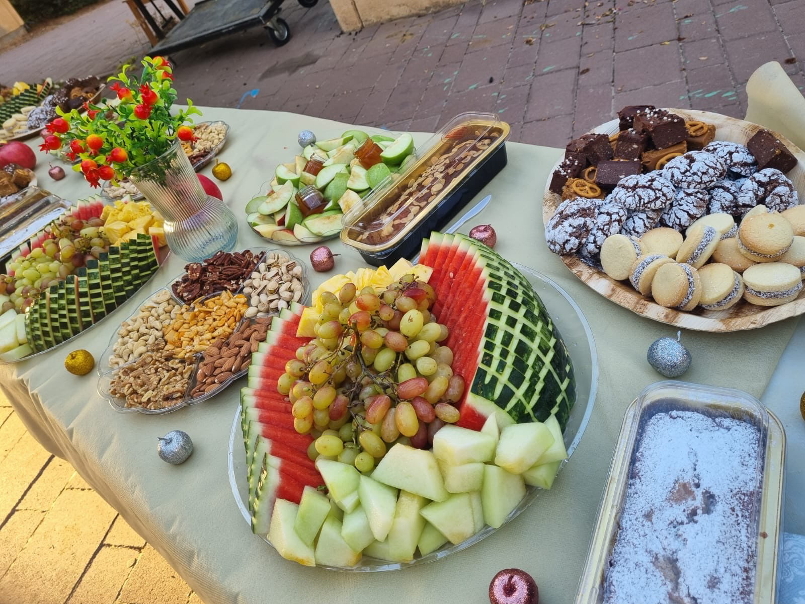 מגש פירות מעוצבים