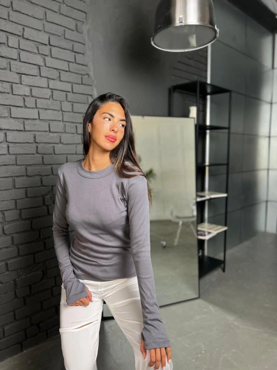 טי שרט כפפה