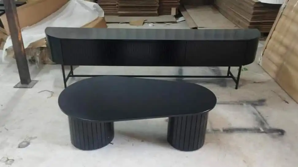 מזנון + שולחן שחור