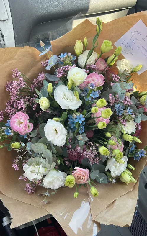 Classic flowers 🦋