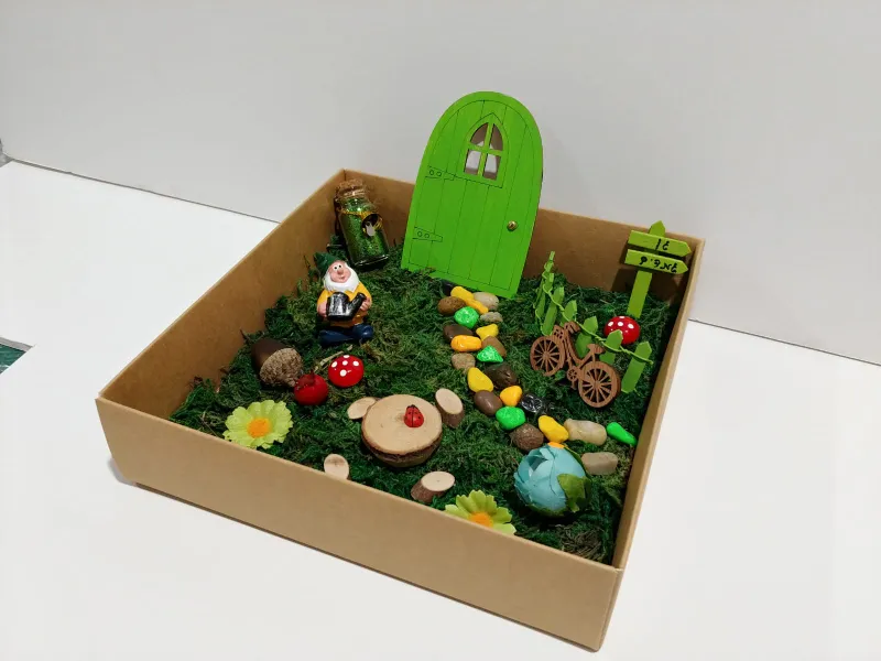 גן גמדים בקופסה