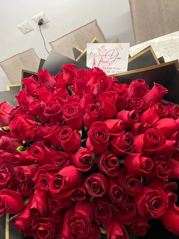 red roses 🌹