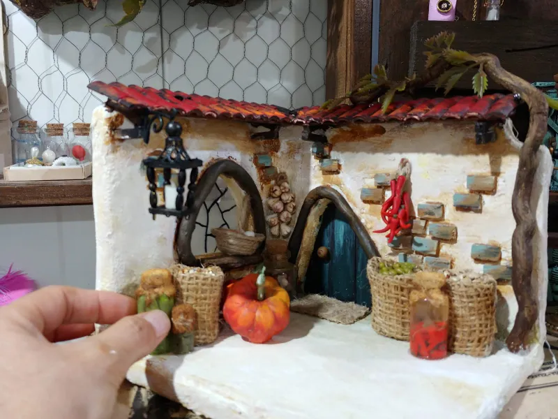 חוג בניית מיניאטורות