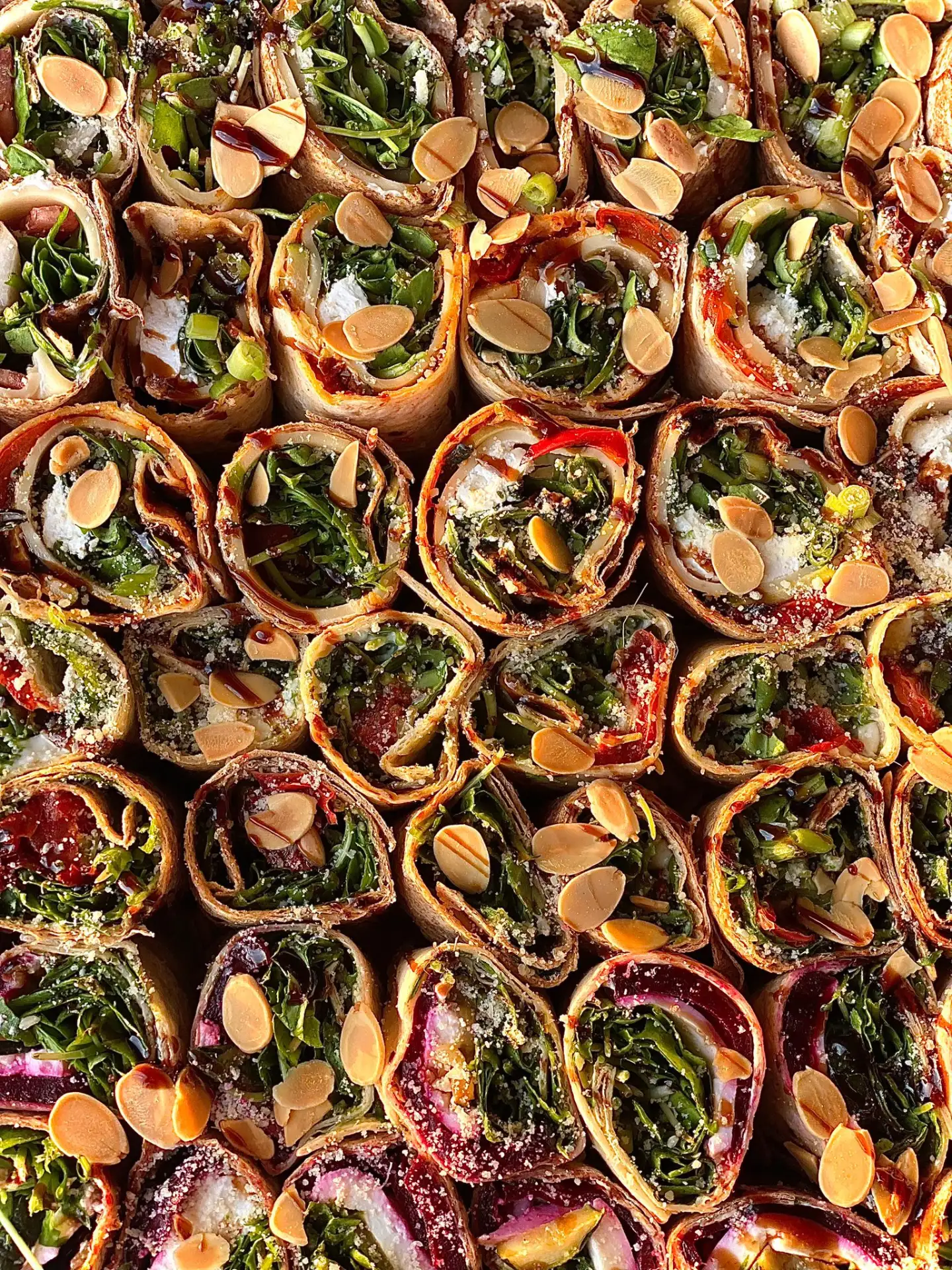 מגשי מיני טורטיות  ( 50 יח')