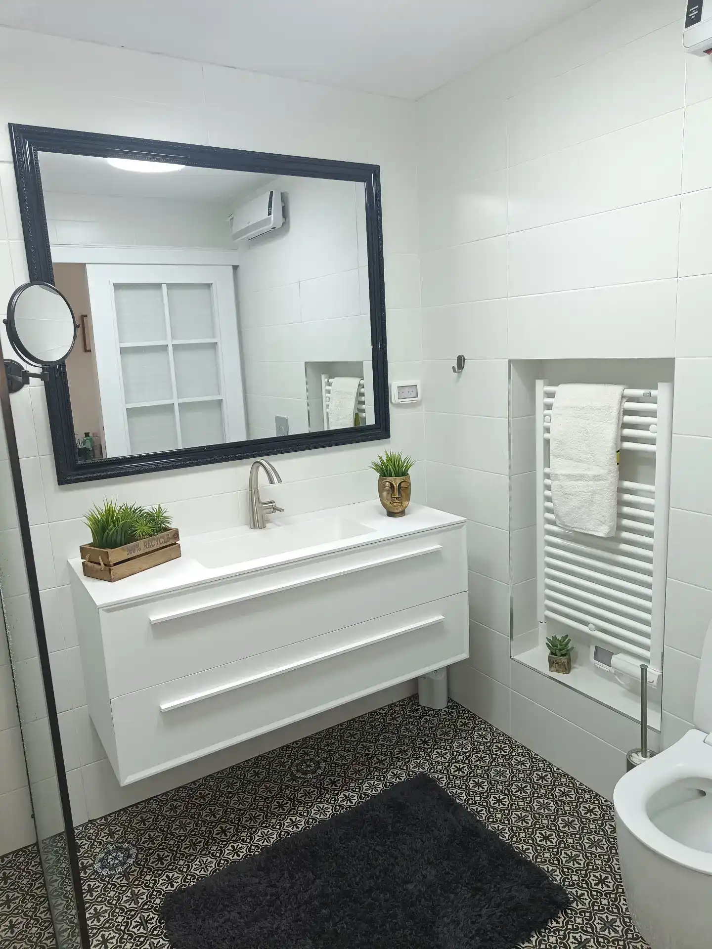 חדר רחצה חנה