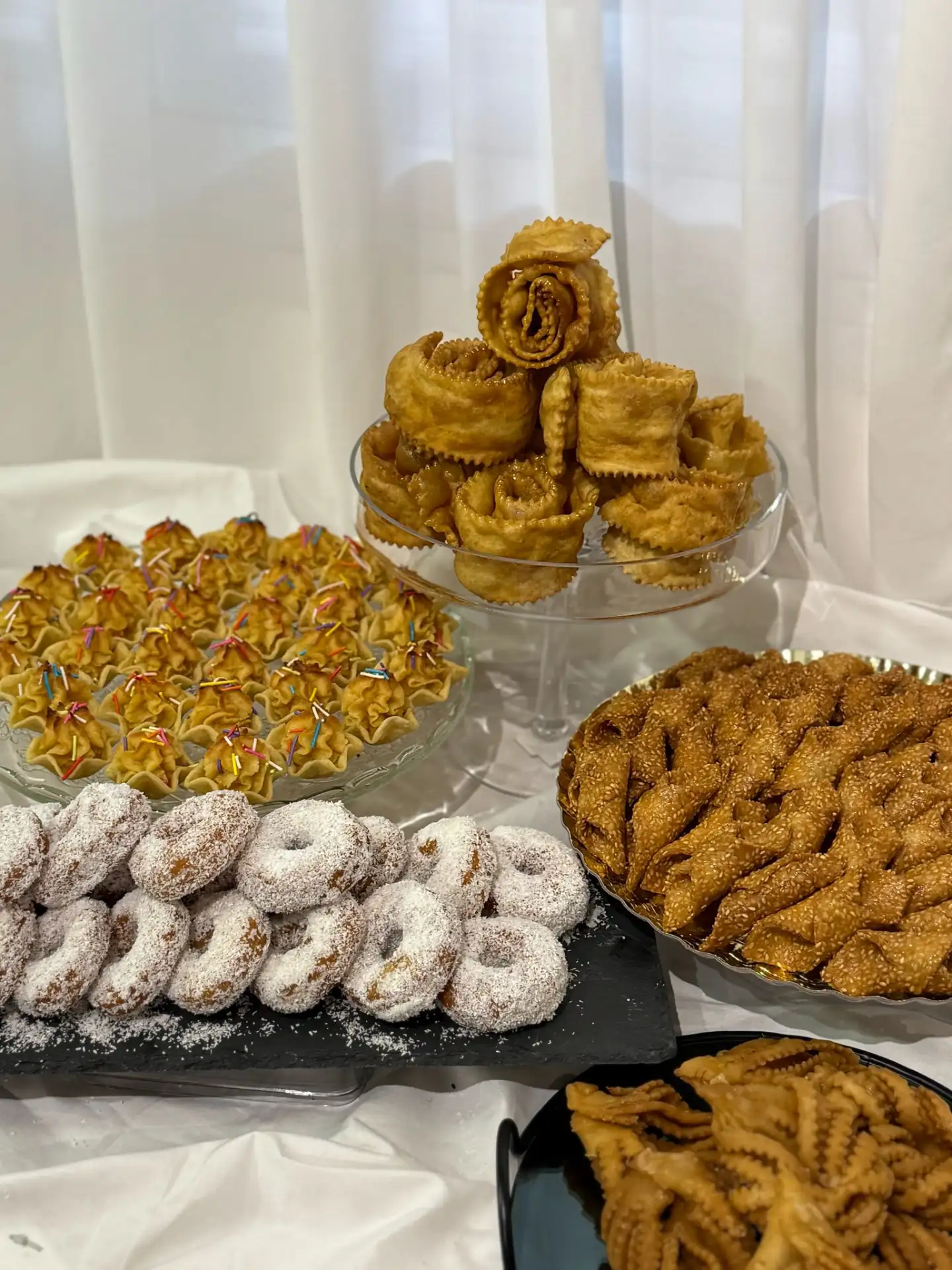 מכירת מגשי חינה / עוגיות מרוקאיות לכל אירוע