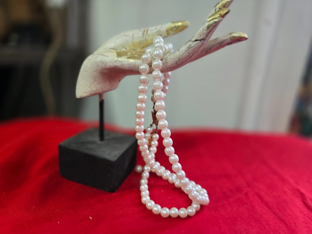 שרשרת 2 שכבות פנינים מלאכותיות סגר מוזהב