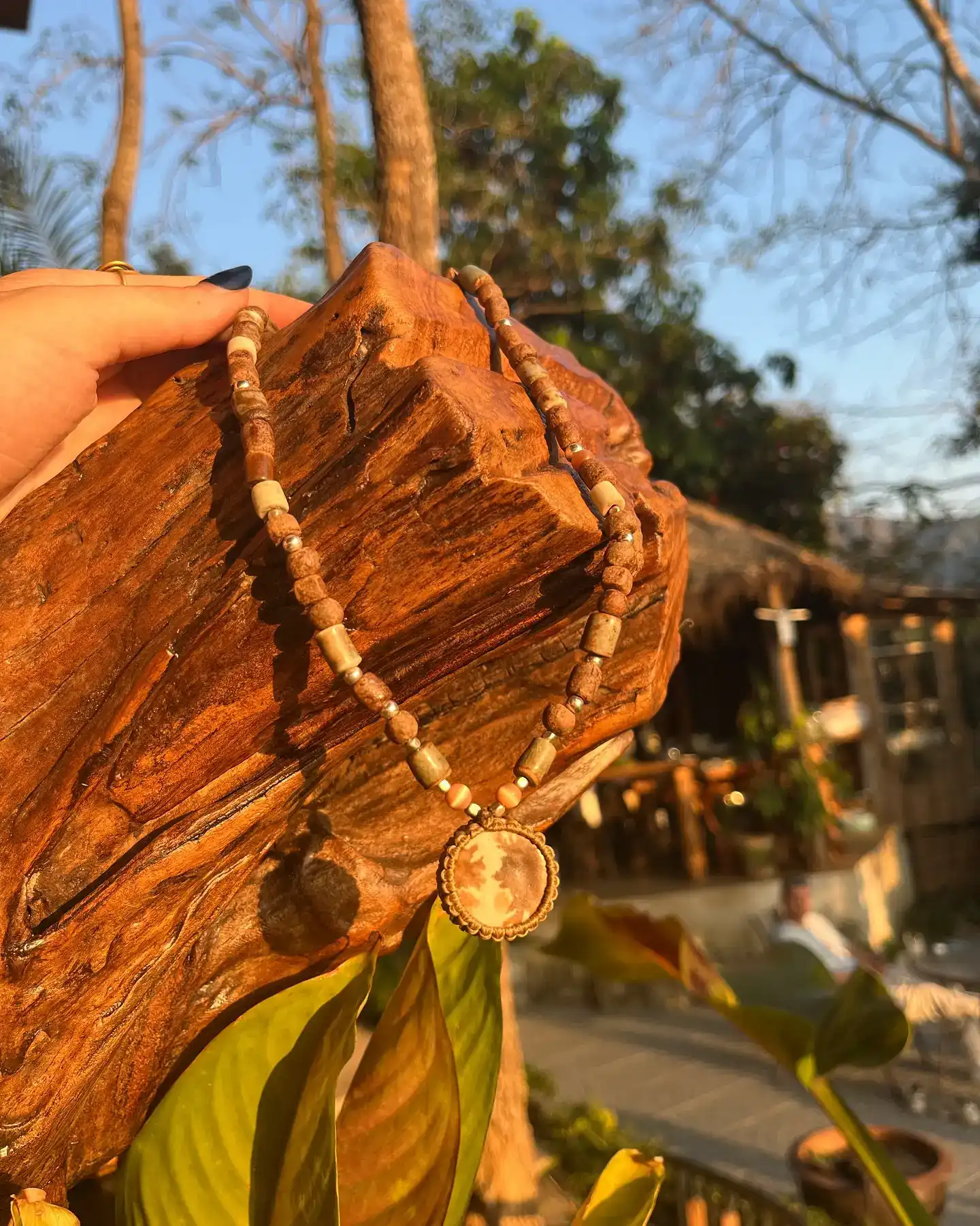 שרשרת מקרמה וחרוזי קרמיקה