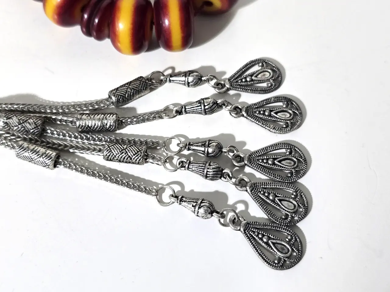 מסבחה שרשרת תפילה מוסלמית ענקית 33 חרוזים מהממת ביופייה אורכה כ33 ס"מ