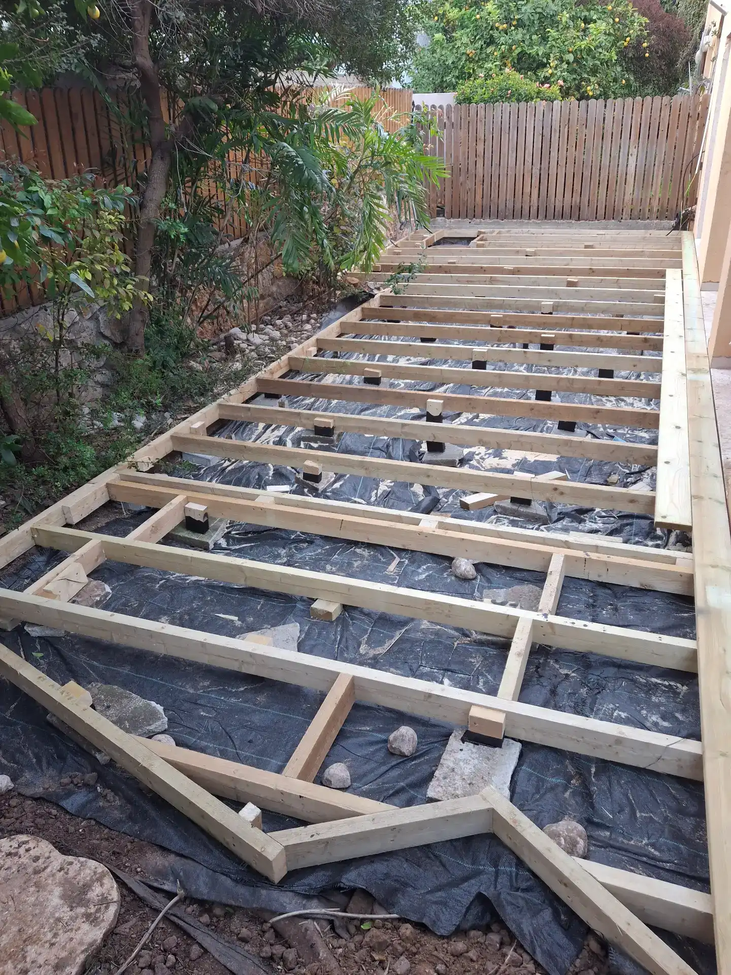 דק אורן/איפאה טבקו/במבוק/טיק בורמזי/סינטטי - החל מ420 ₪ למ"ר