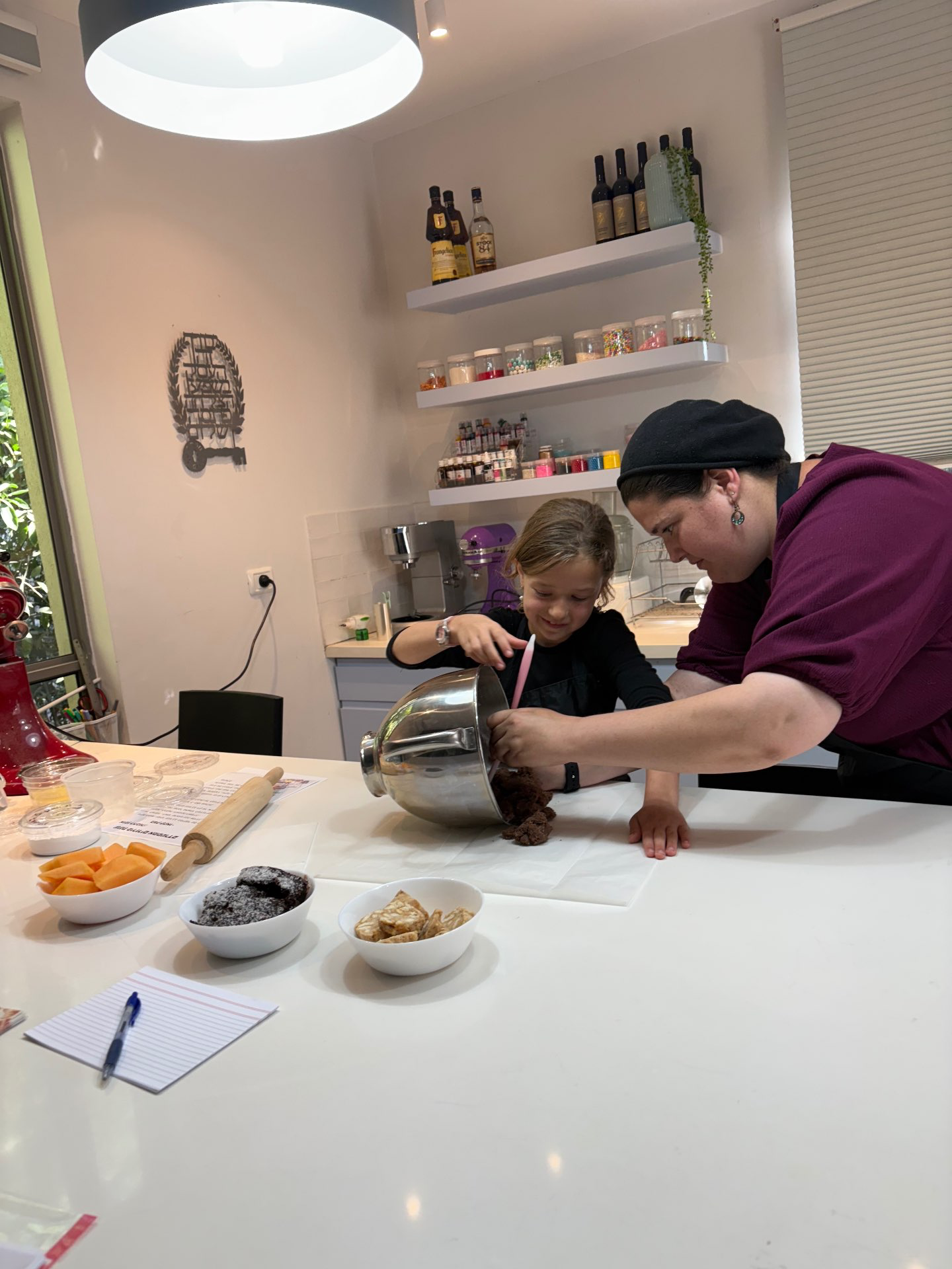 סדנת אפייה לאמא ובת – זמן שהוא רק שלכן