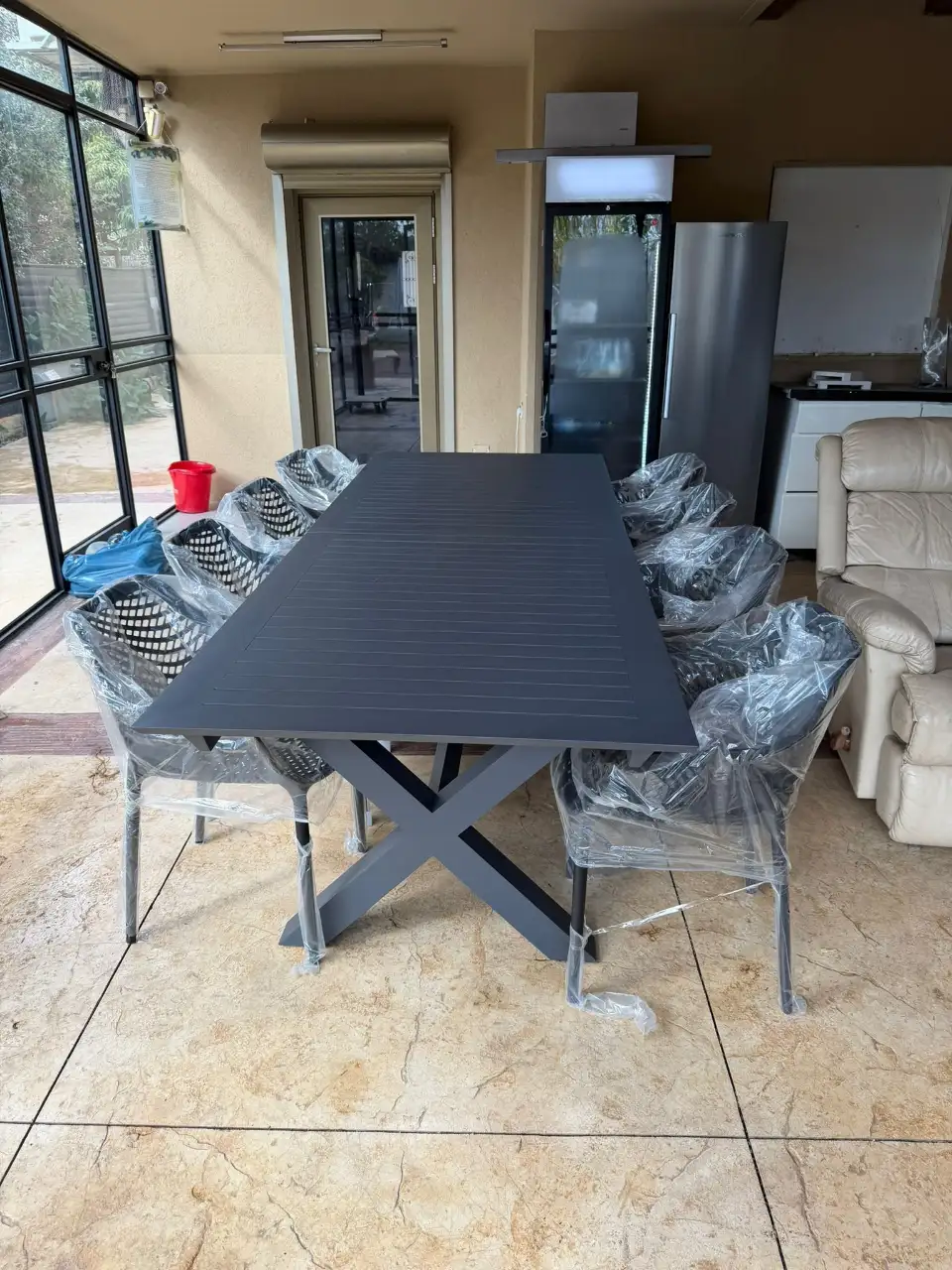 פינת אוכל ״פריז" צבע אפור פחם