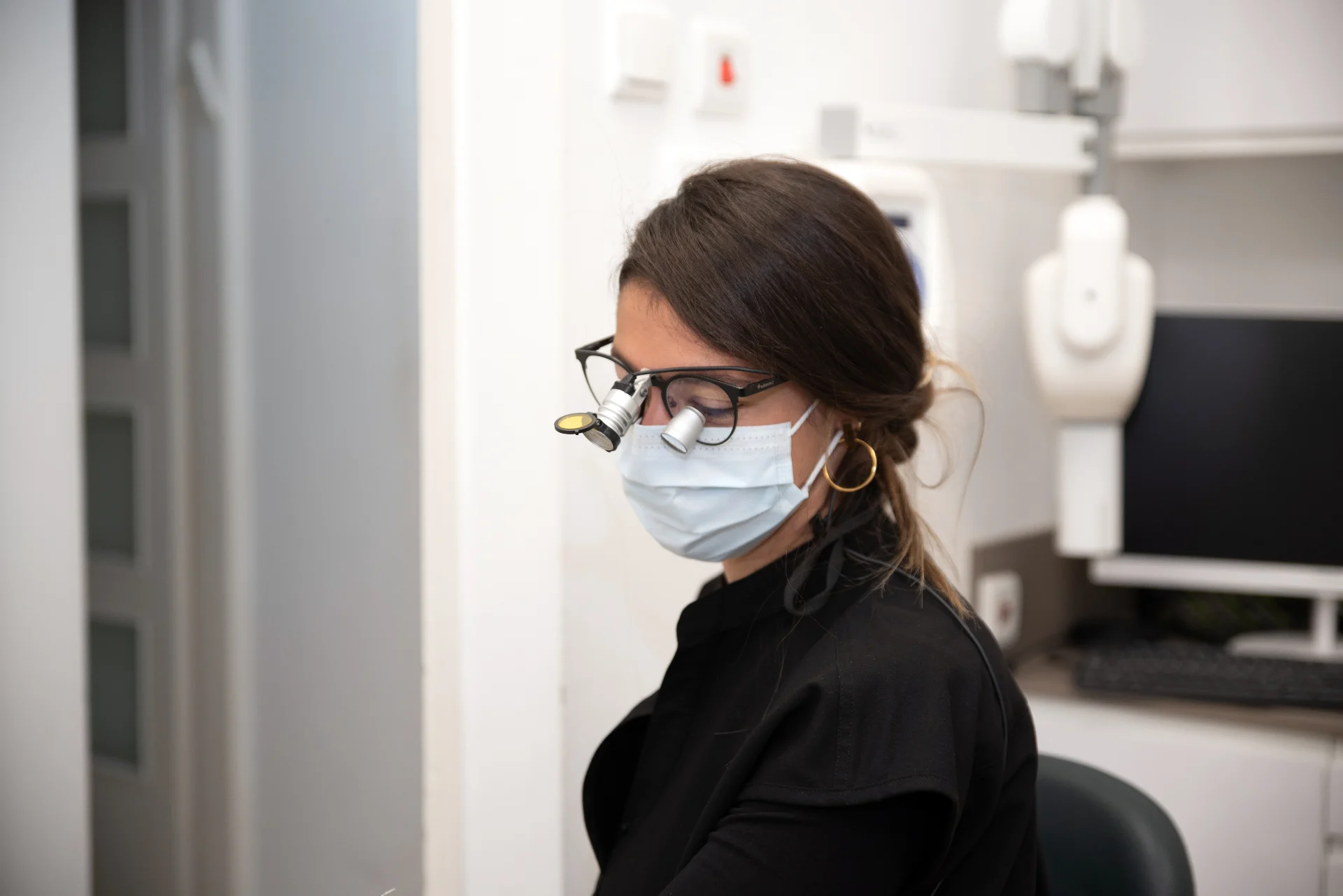 שיקום הפה - כתרי זירקוניה, ציפויי חרסינה ושחזורים אסתטיים